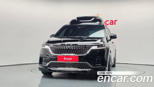 Kia Canival 2023 — photo 3