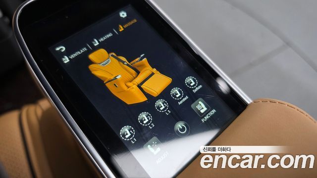 Kia Canival 2023 — photo 16