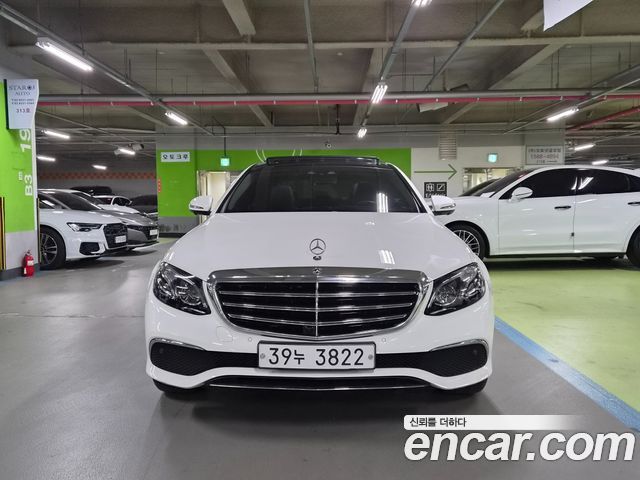Mercedes-Benz E-Class 2019 — photo 3