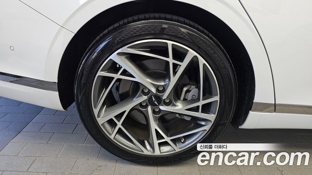 Genesis G90 2022 — photo 5