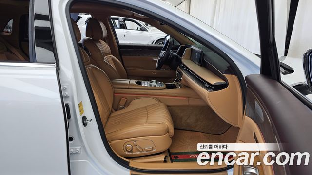 Genesis G90 2022 — photo 17