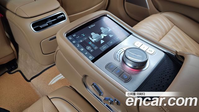 Genesis G90 2022 — photo 24