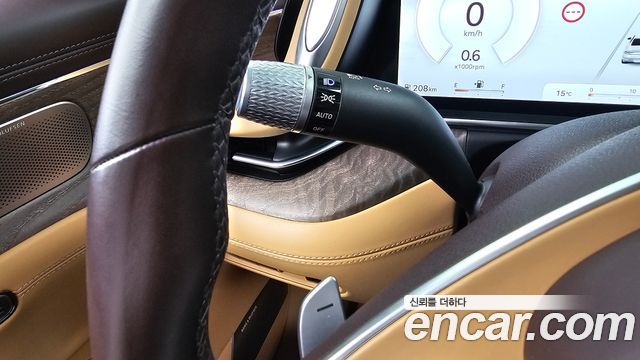 Genesis G90 2022 — photo 28
