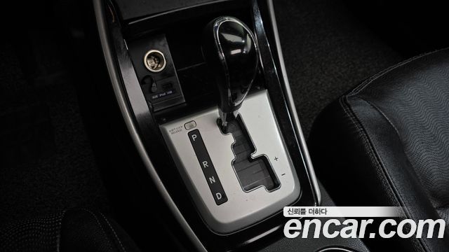 Hyundai AVANTE 2012 — photo 9