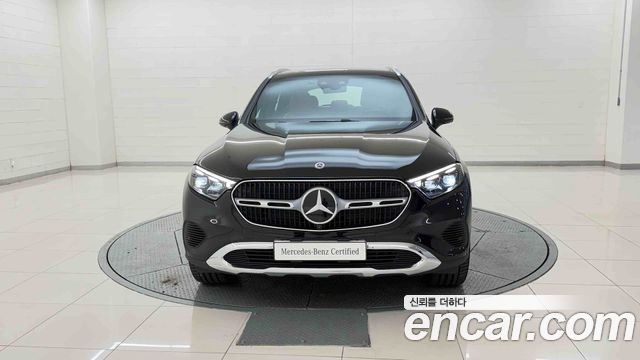 Mercedes-Benz GLC-Class 2026 — photo 8