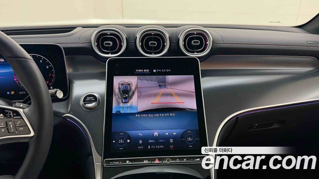 Mercedes-Benz GLC-Class 2026 — photo 15