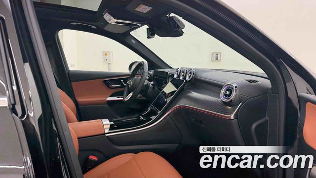 Mercedes-Benz GLC-Class 2026 — photo 17