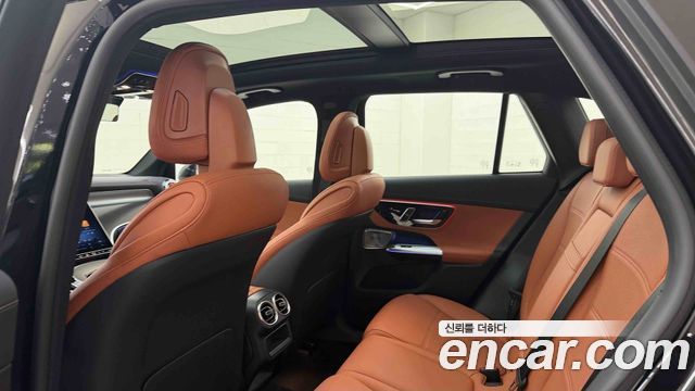 Mercedes-Benz GLC-Class 2026 — photo 19