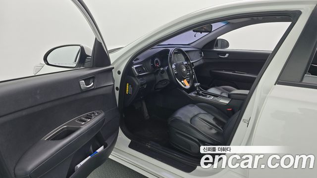 Kia K5 2019 — photo 13
