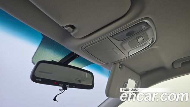 Kia K5 2019 — photo 26
