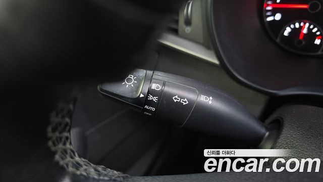 Kia K5 2019 — photo 30