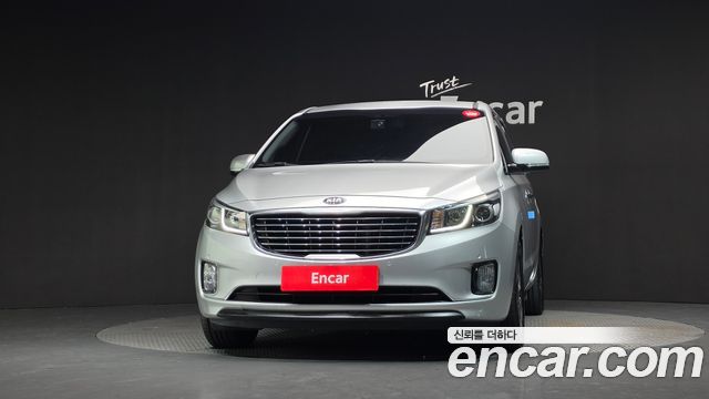 Kia Canival 2017 — photo 3