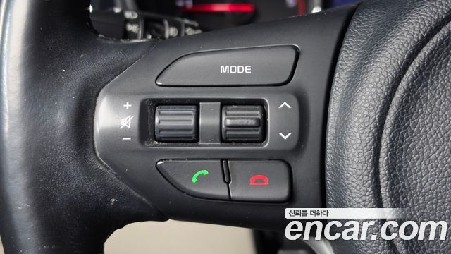 Kia Canival 2017 — photo 20