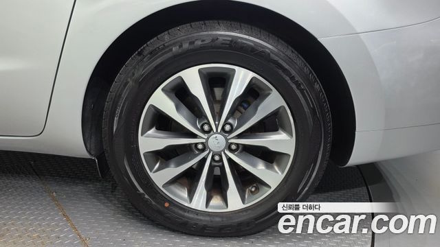 Kia Canival 2017 — photo 7