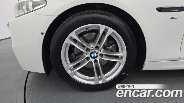 BMW 5-Series 2016 — photo 5