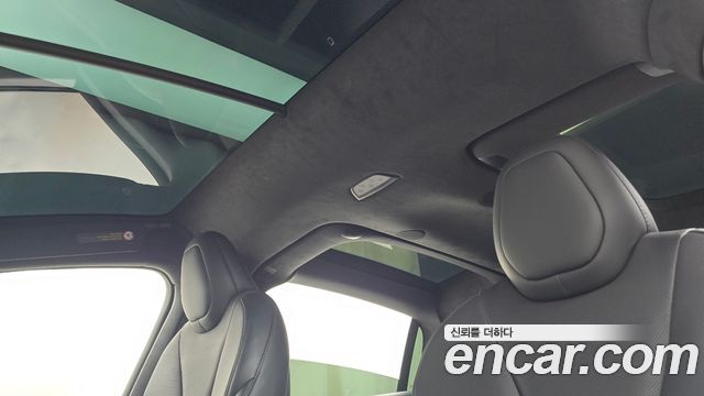 Tesla Model X 2023 — photo 21