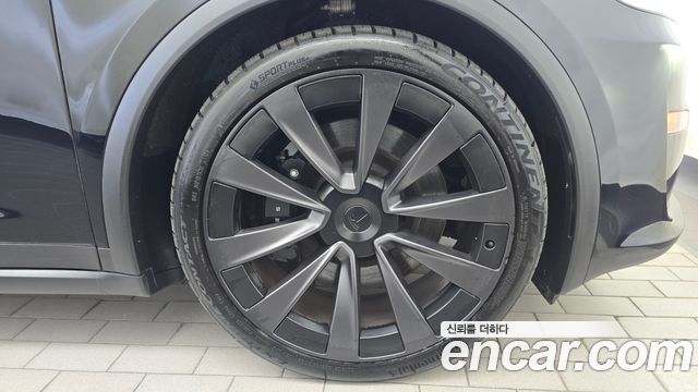 Tesla Model X 2023 — photo 7