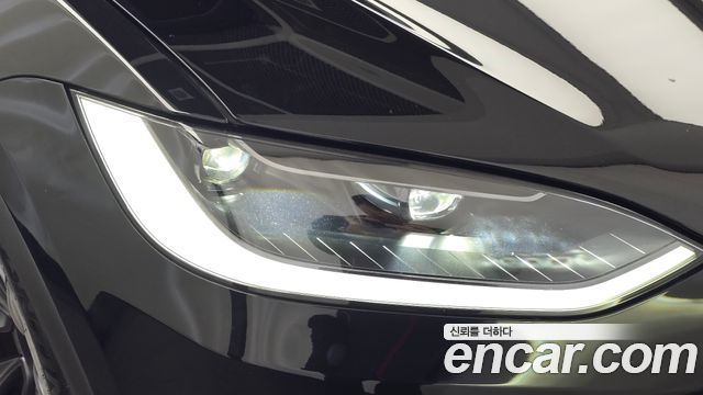 Tesla Model X 2023 — photo 8