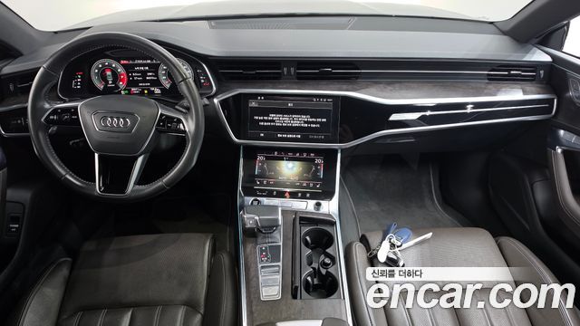 Audi A7 2021 — photo 10