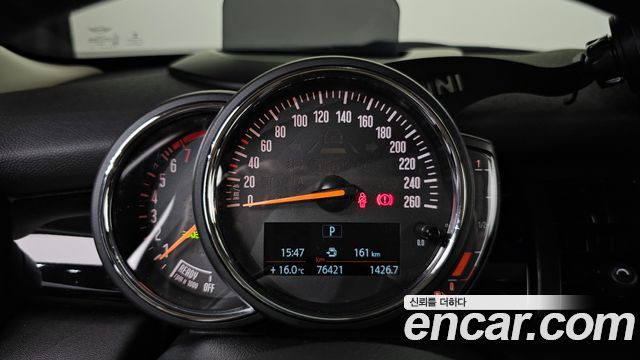 Mini Cooper 2019 — photo 8