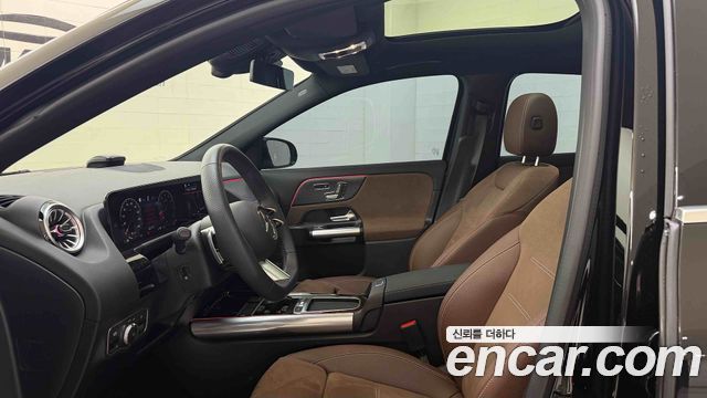 Mercedes-Benz GLA-Class 2026 — photo 18