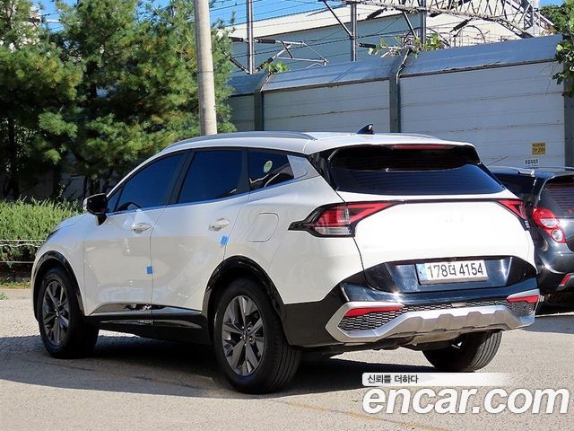Kia Sportage 2022 — photo 3