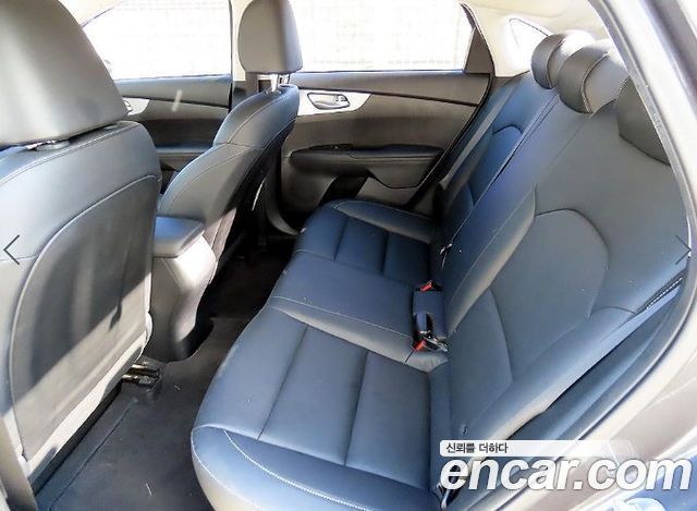 Kia K3 2022 — photo 6