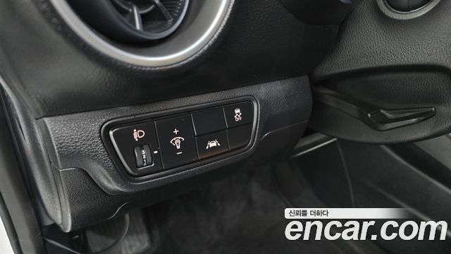 Kia K3 2019 — photo 15