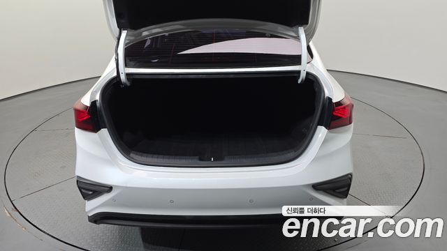 Kia K3 2019 — photo 17