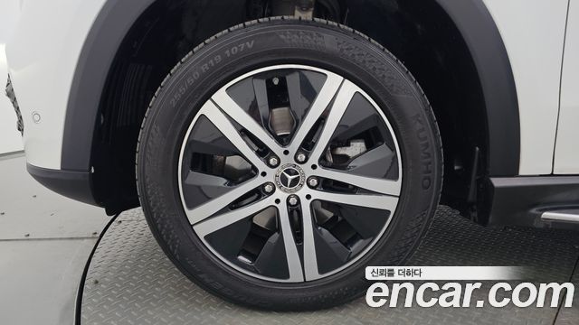 Mercedes-Benz GLE-Class 2020 — photo 5