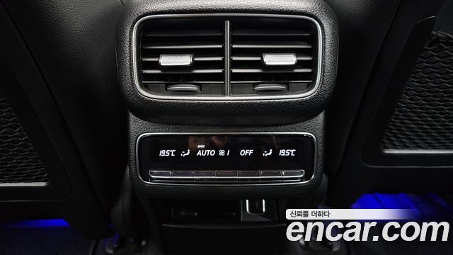 Mercedes-Benz GLE-Class 2020 — photo 29