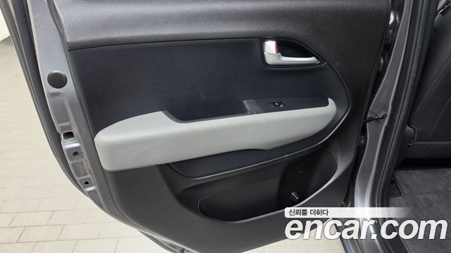 Kia RAY 2022 — photo 15