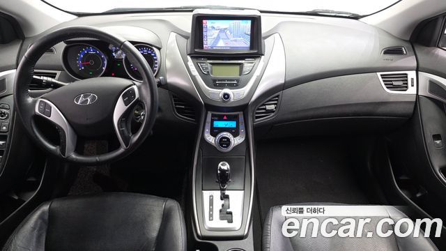 Hyundai AVANTE 2012 — photo 7