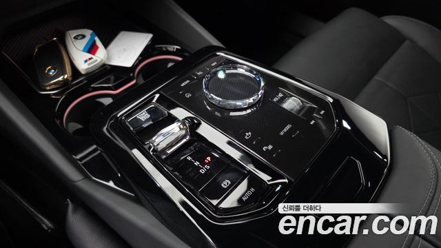 BMW 5-Series 2024 — photo 12