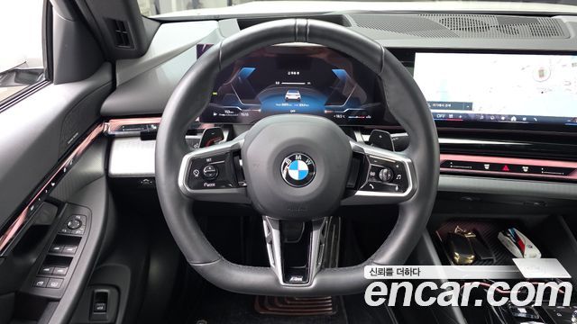 BMW 5-Series 2024 — photo 19