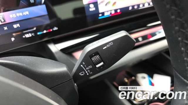 BMW 5-Series 2024 — photo 27
