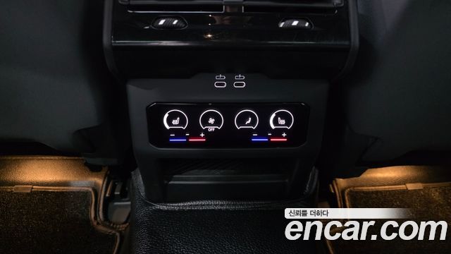 BMW 5-Series 2024 — photo 29