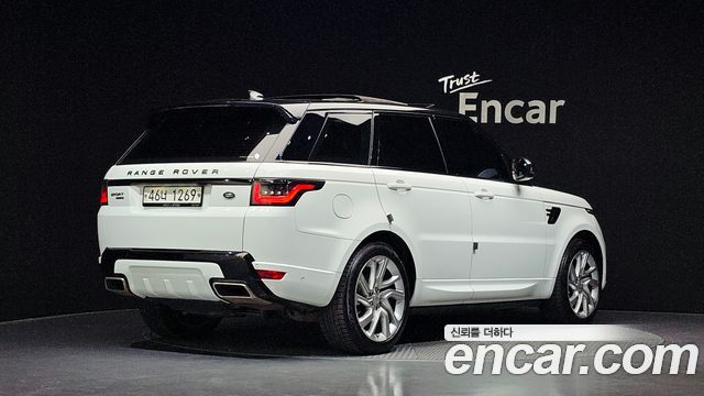 Land Rover Range Rover Sport 2018 — photo 2