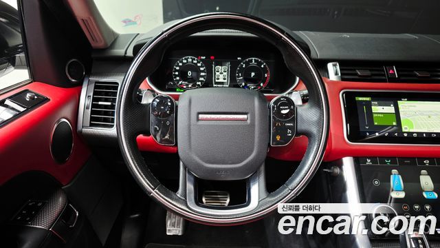 Land Rover Range Rover Sport 2018 — photo 20
