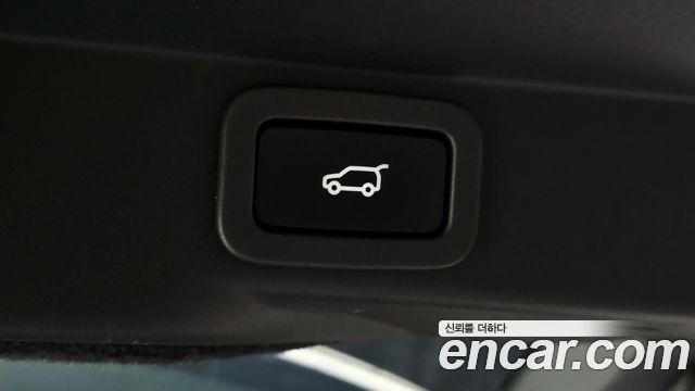 Land Rover Range Rover Sport 2018 — photo 25