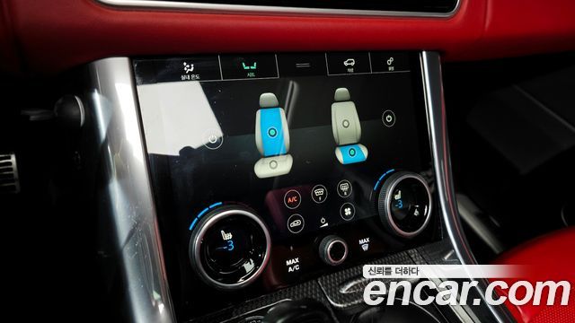 Land Rover Range Rover Sport 2018 — photo 32