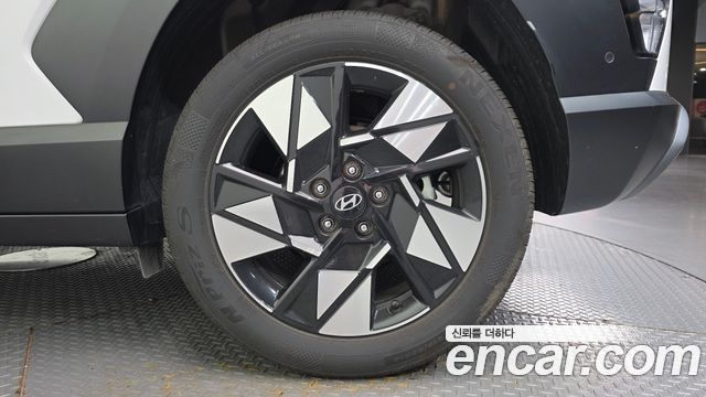 Hyundai Kona 2023 — photo 5