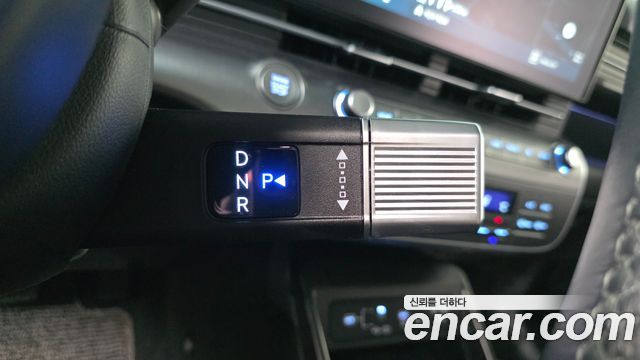 Hyundai Kona 2023 — photo 12