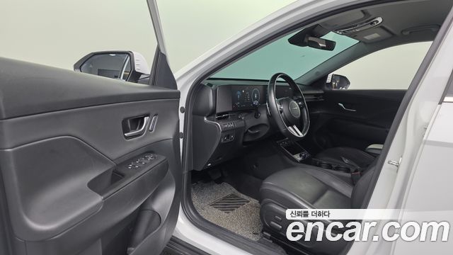 Hyundai Kona 2023 — photo 13
