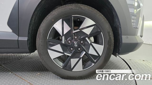 Hyundai Kona 2023 — photo 7