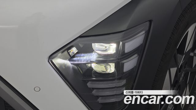 Hyundai Kona 2023 — photo 8