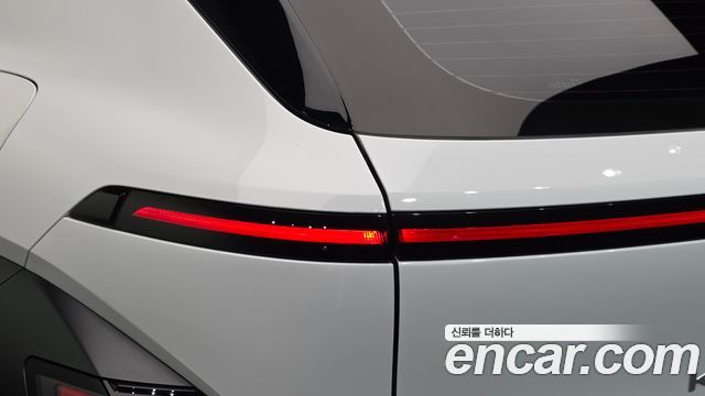 Hyundai Kona 2023 — photo 9