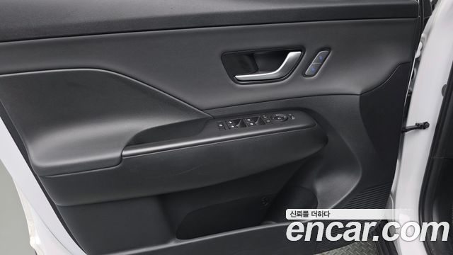 Hyundai Kona 2023 — photo 14