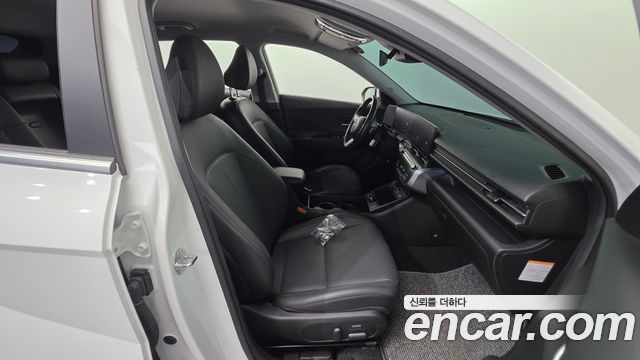 Hyundai Kona 2023 — photo 16
