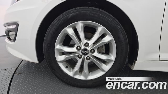 Kia K5 2011 — photo 5